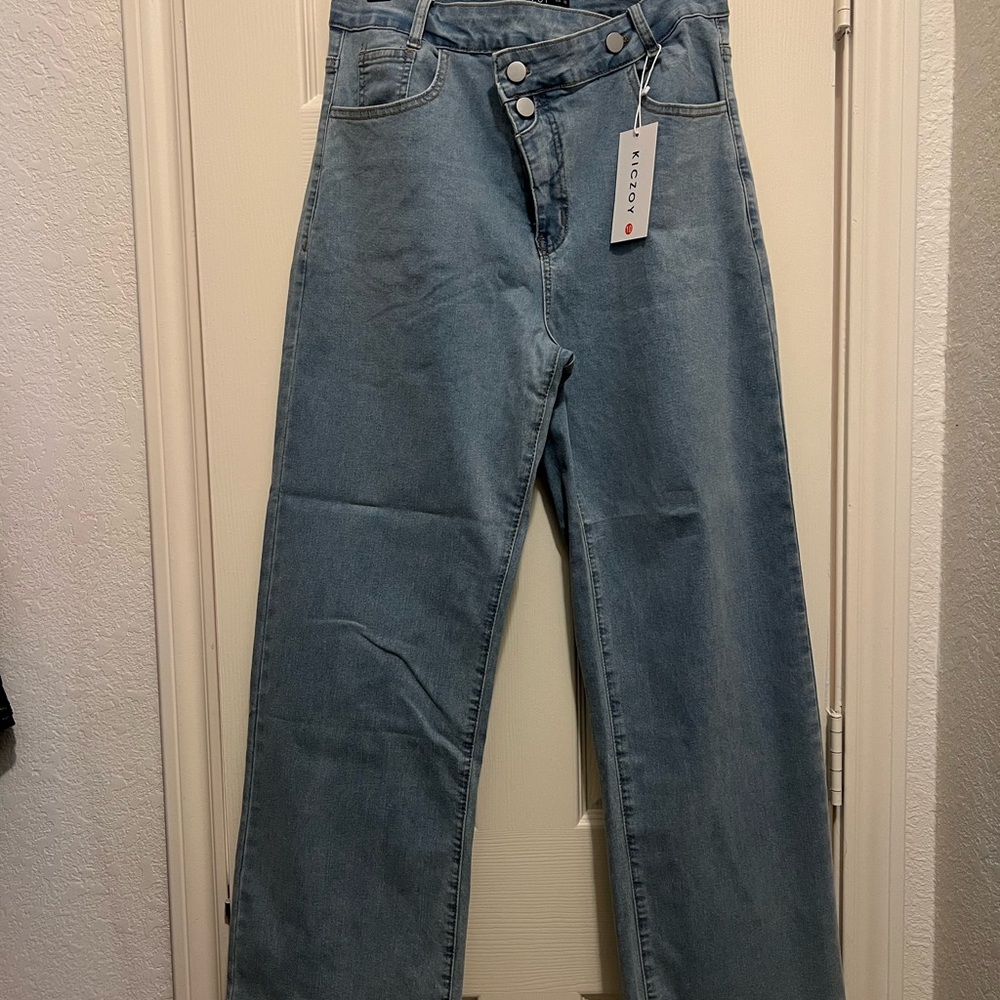 Straight Leg Mid-Blue Jeans with Double Button Waist - Women